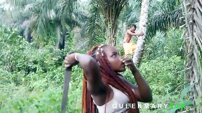 I encountered her in the pubic hair charming firewood while I was harvesting palm fruits, I helped her and she rewarded me with a good pulverize